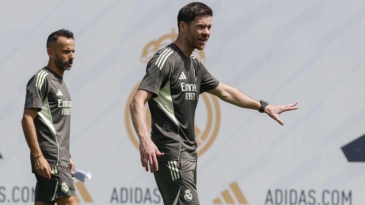 Real madrid coach Xabi Alonso during team training
