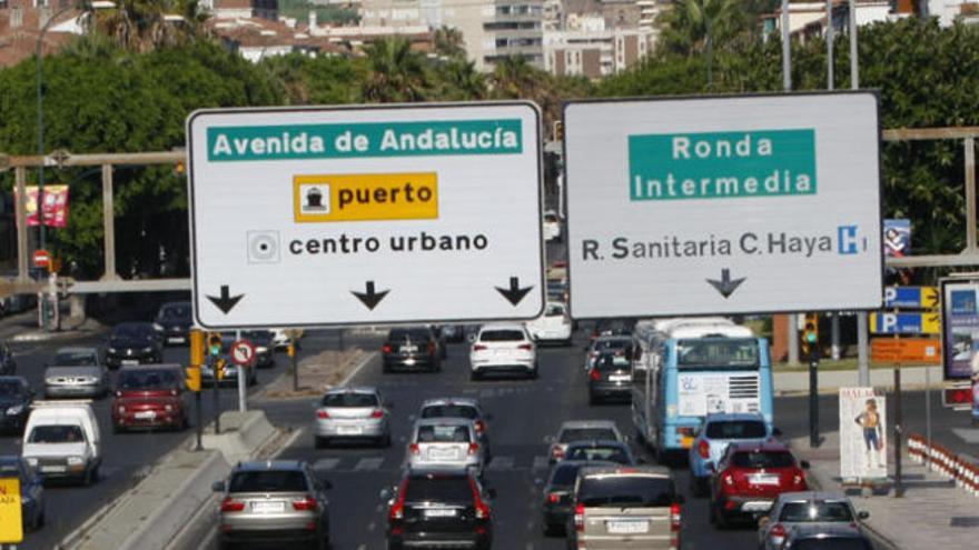 Tráfico en la salida de la capital.