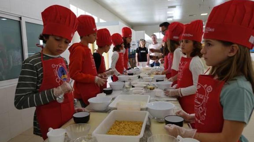 Taller de cocina para niños en el Mercat Municipal