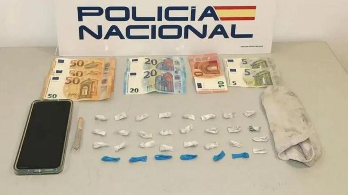 Heroína incautada en una operación anterior.