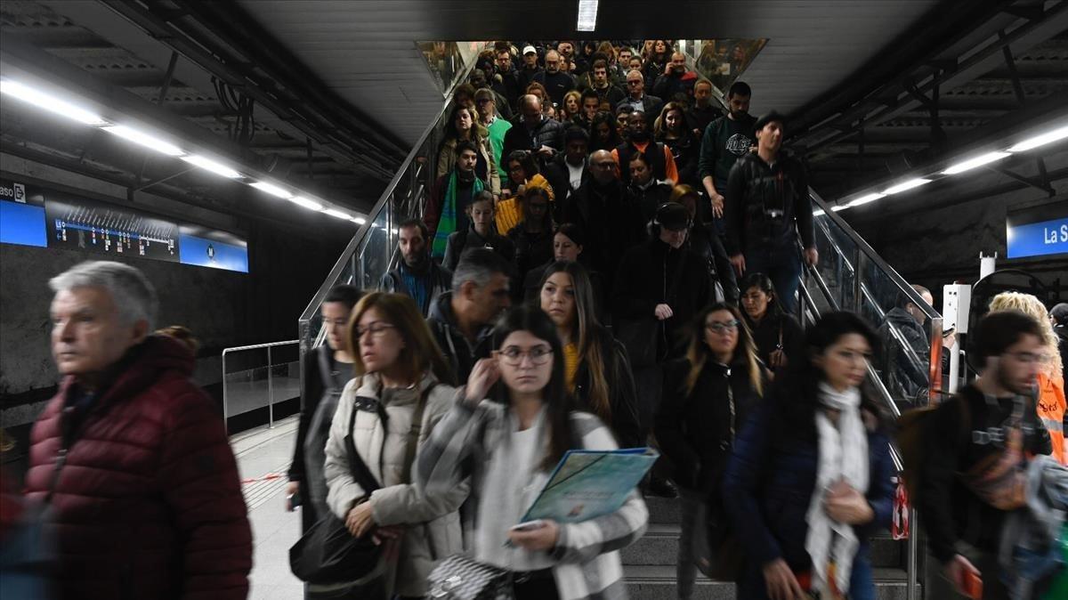 zentauroepp47675444 barcelona  07 04 2019    barcelona   seguridad del metro en 190408095336