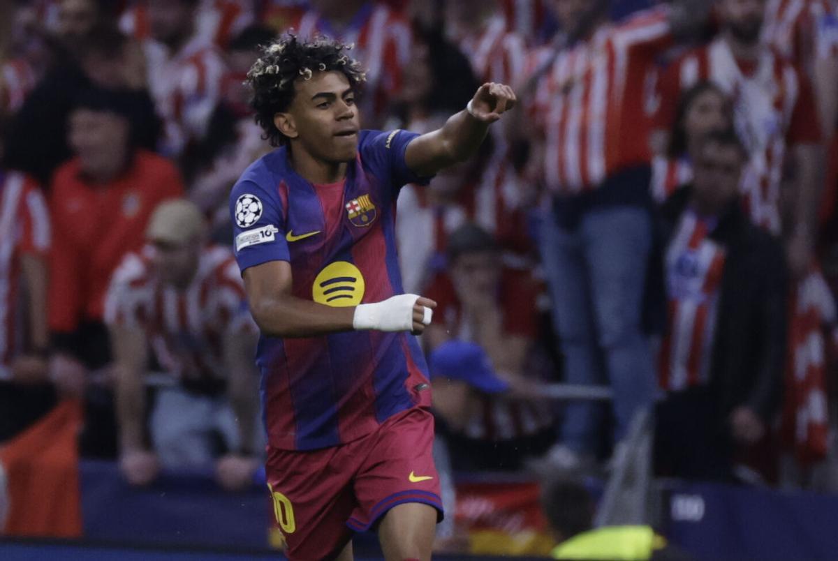 Lamine Yamal celebra su gol ante el Atlético de Madrid en el estadio Metropolitano
