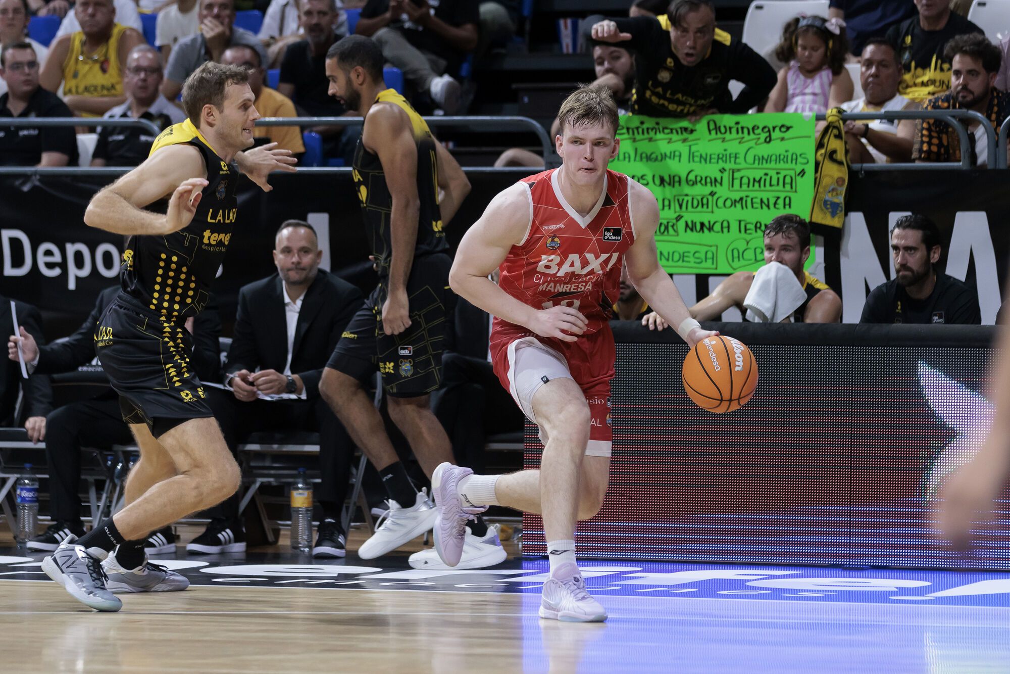 Les imatges de La Laguna Tenerife - Baxi Manresa