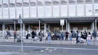Suspendida la huelga de limpieza y conserjería en los colegios de Santiago ante los avances en la negociación