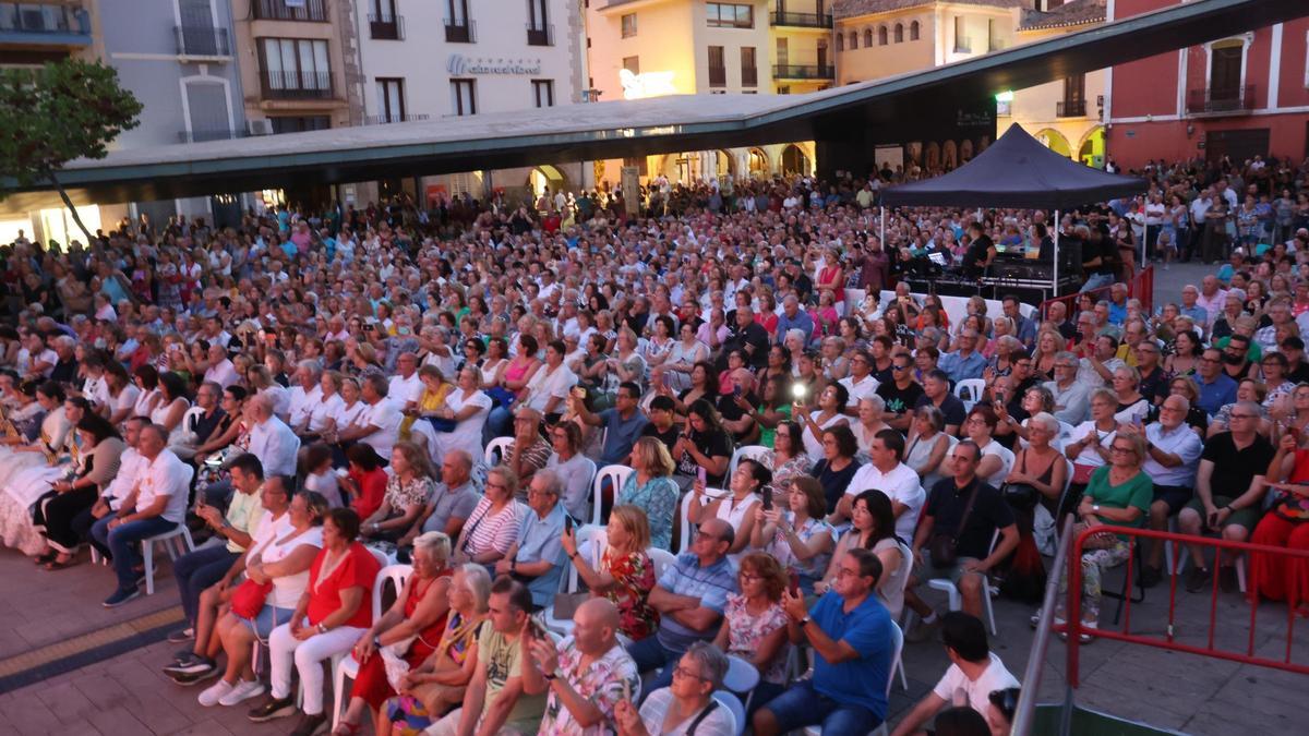 Foto de archivo de un concierto en la plaza Major de Vila-real.