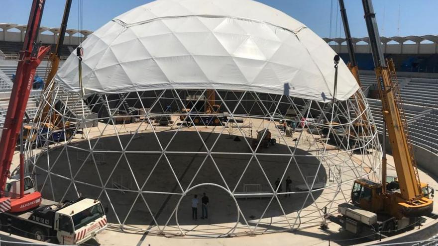 Adiós a la cúpula del Marbella Arena, una de las de mayores dimensiones de Europa