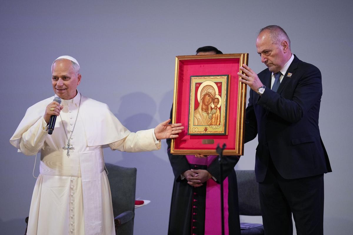 Visita del Papa León XIV a la cárcel de Brians 1.