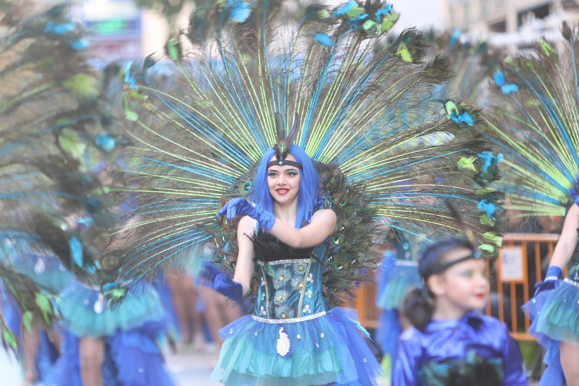 Las mejores imágenes del desfile concurso de Carnaval de Torrevieja 2024 están aquí