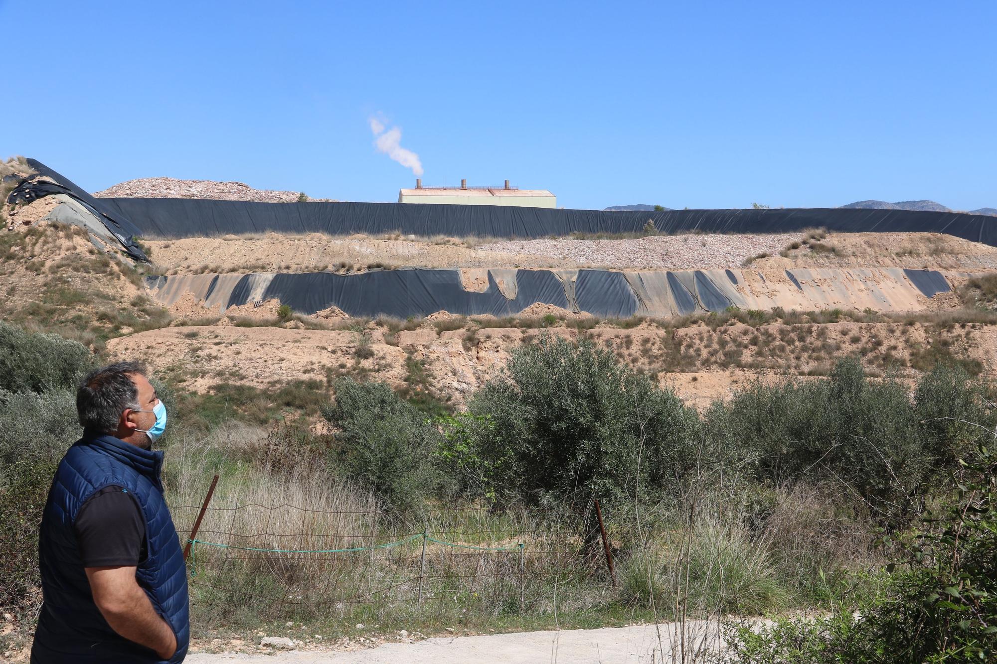 El vertedero de Reyval que amenaza al pantano de María Cristina en l'Alcora