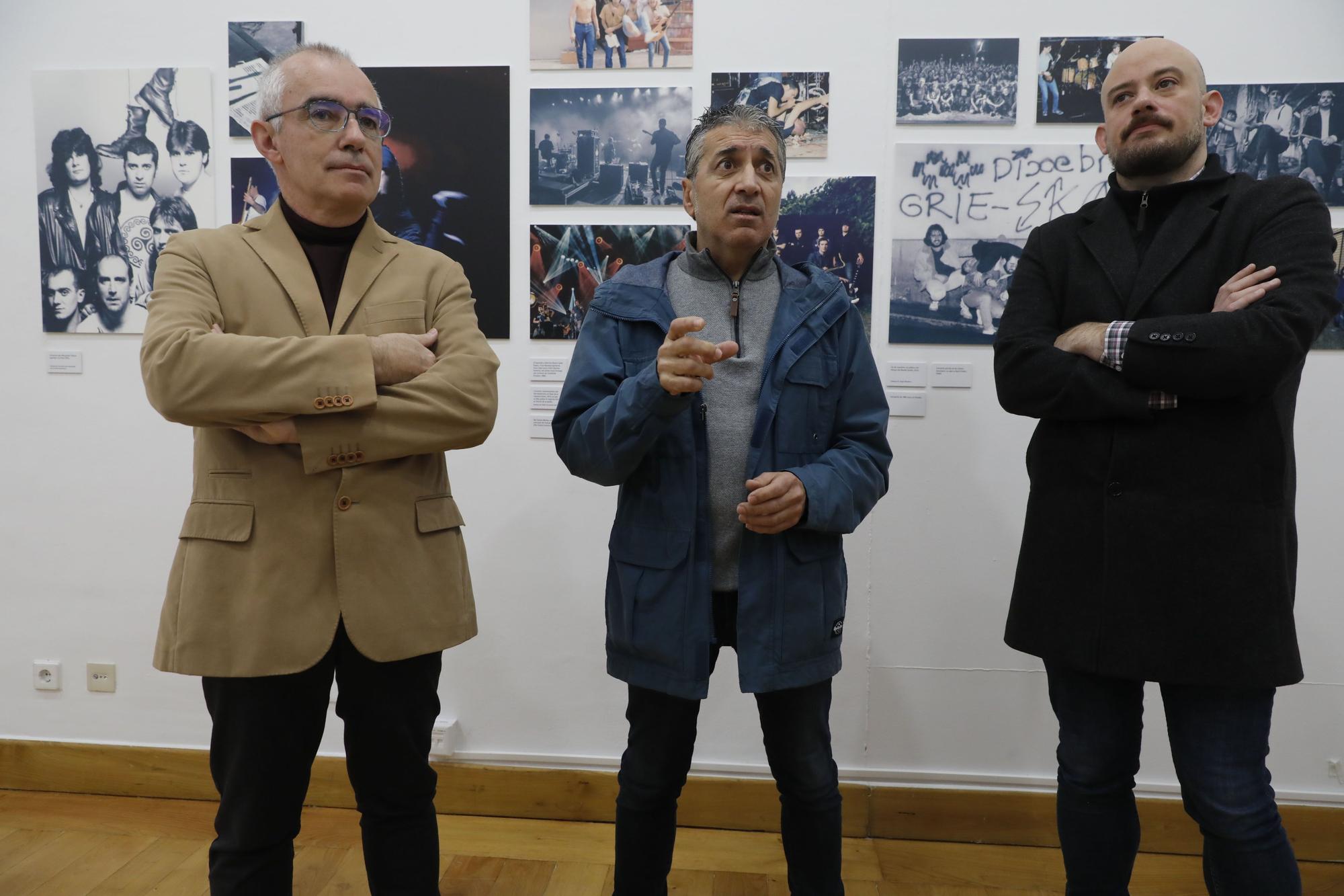 Exposición sobre "Dixebra" en el Antiguo Instituto de Gijón