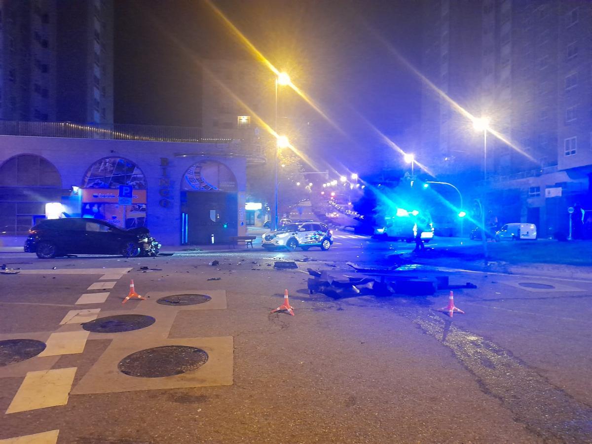 Un conductor atraviesa la glorieta de Florida con Manuel de Castro