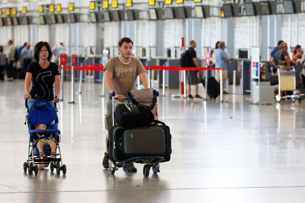 Operación salida en el aeropuerto de Málaga