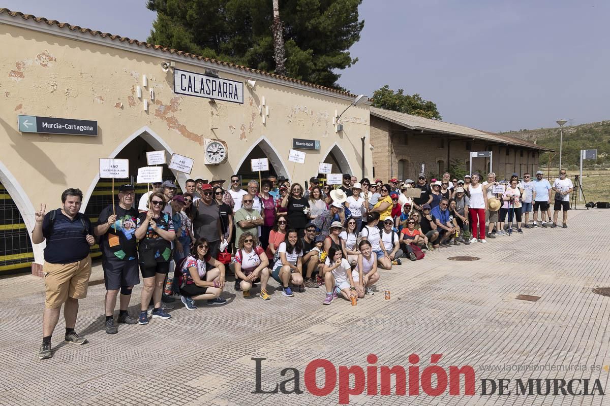 Así ha sido la marcha convocada por la Asociación Plaza Nueva en defensa de la Estación de tren de Calasparra