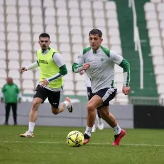 El Córdoba CF frena por el temporal, pero sigue mirando al 'playoff': a dos puntos tras la jornada 25