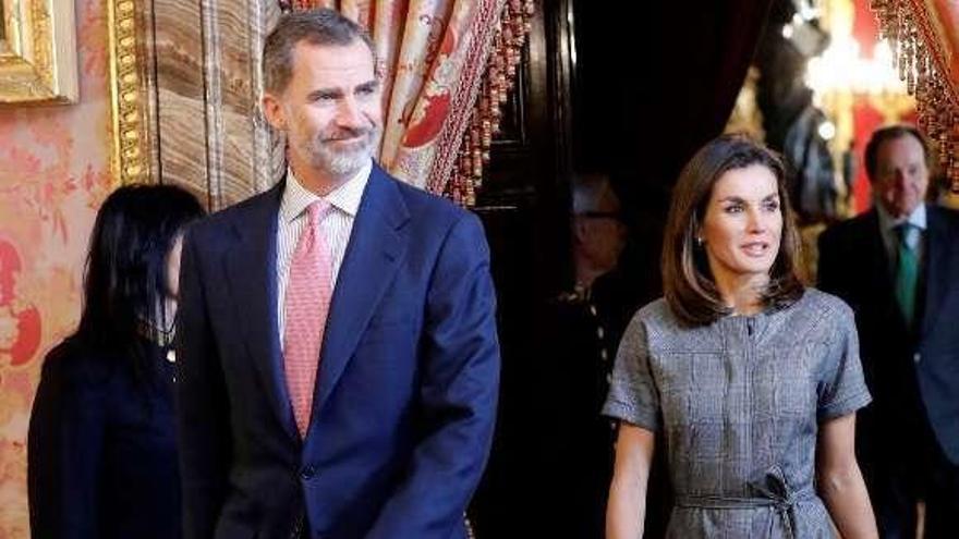 Los reyes Felipe y Letizia, ayer.