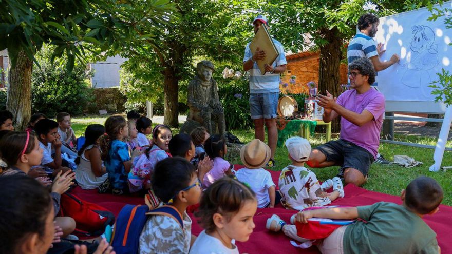 La biblioteca cambadesa acoge la gira provincial de «Cantareiras»