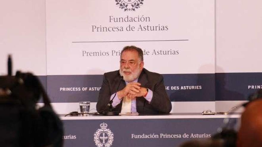 Rueda de prensa de Coppola en el Hotel de la Reconquista.