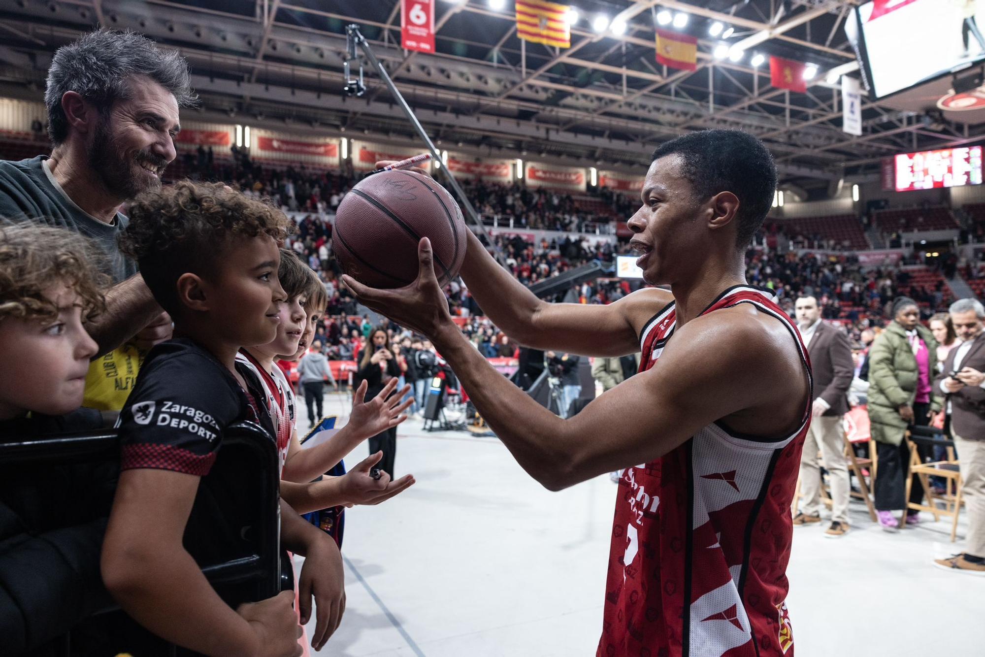 Así ha sido el partido entre el Casademont Zaragoza y el Barcelona
