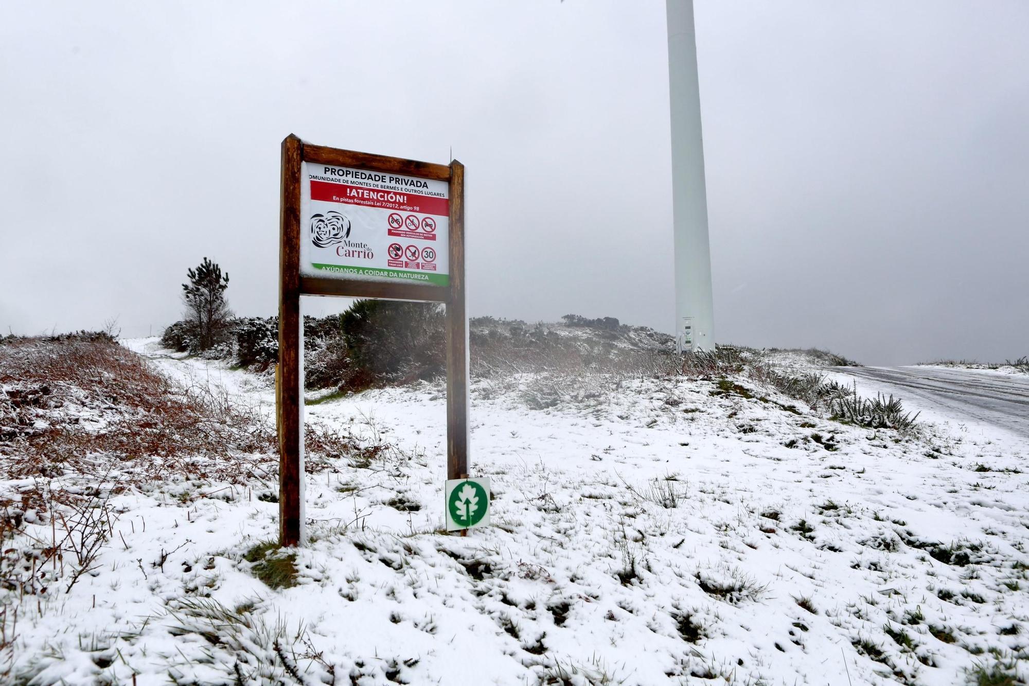 Galicia se tiñe de blanco: nieve, hielo y granizo por toda la comunidad