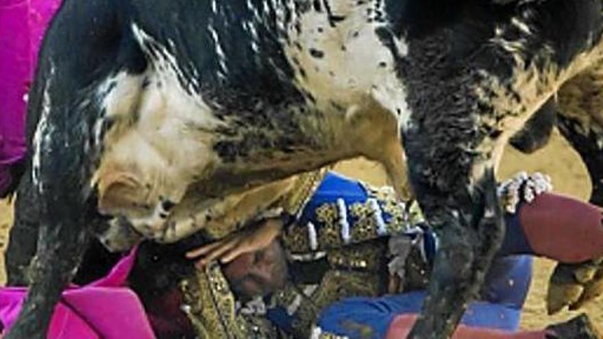 El fill torero de Paquirri, traslladat a l&#039;hospital per la gravetat de les ferides