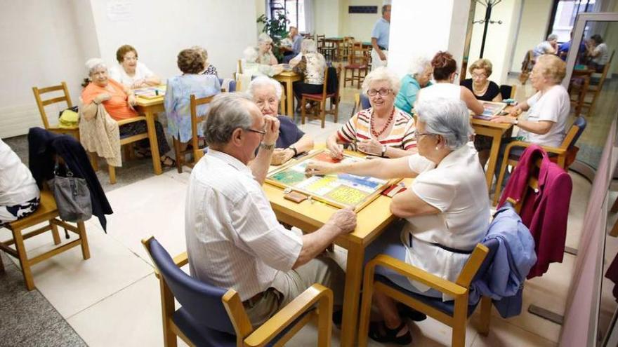 El centro de mayores de Las Meanas celebra su fiesta de verano