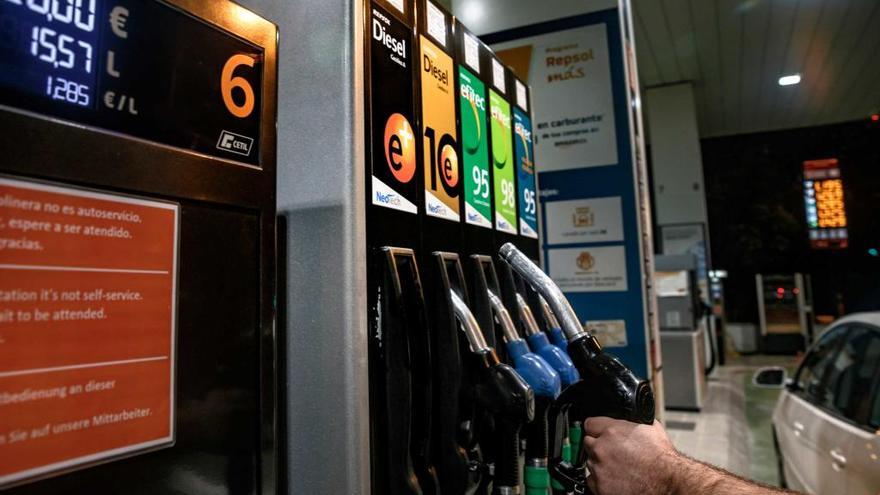 ¿Contamina más el gasoil o la gasolina?