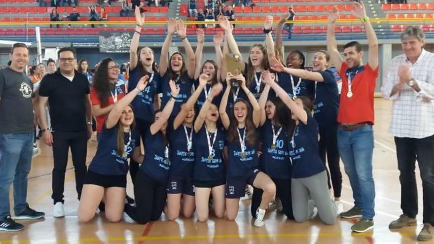 Las chicas del cadete CV Xàtiva debutan en el Campeonato de España con victoria