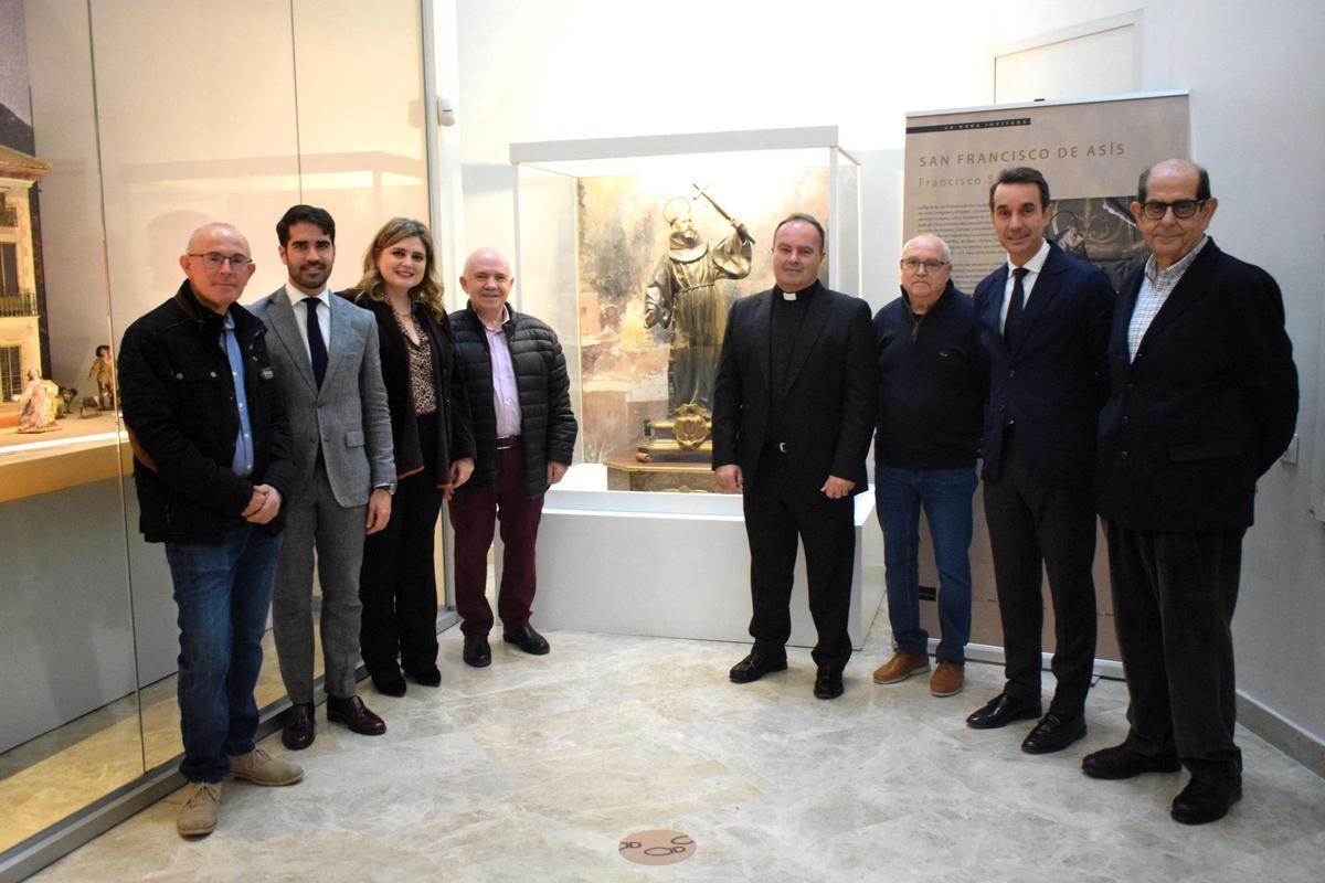 La escultura procede de la parroquia San Miguel Arcángel de Murcia y ha sido prestada por su párroco, don Alfonso Alburquerque, a iniciativa de las asociaciones belenistas de Fuente Álamo y ´José de Nazaret´ de La Arboleja.