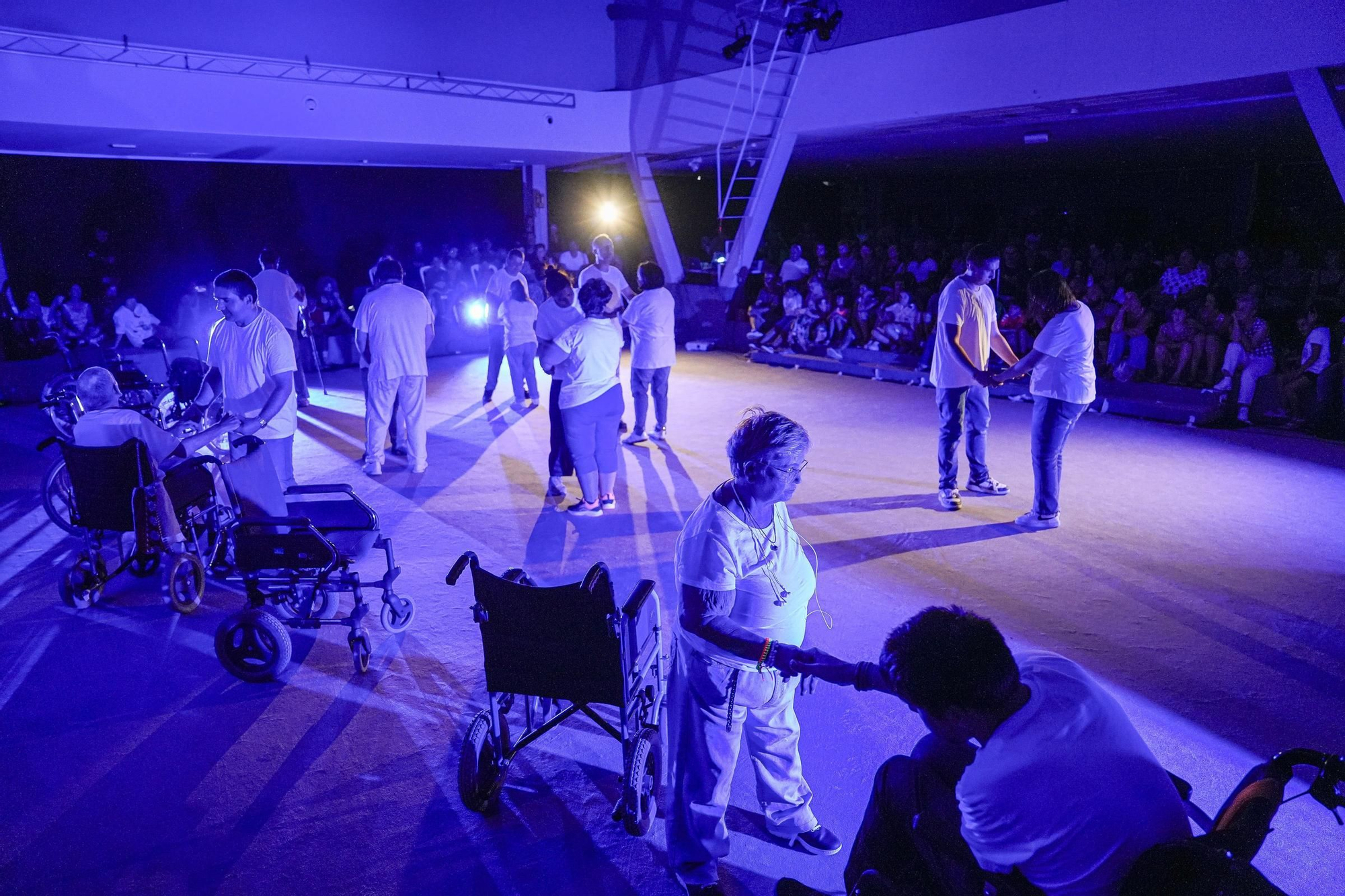 Mostra de Teatro de Cangas. LuzAzul y &quot;Cyranxs&quot;