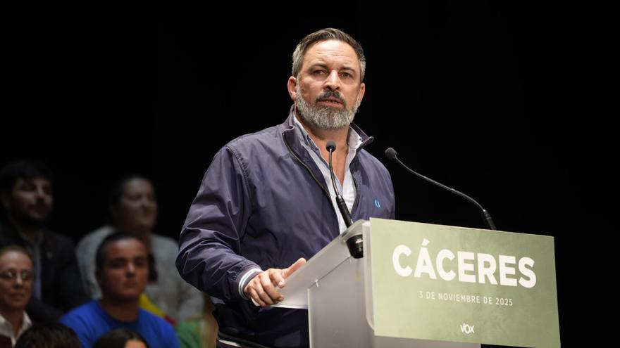 Abascal apuesta por la lepenización definitiva de Vox tras romper con el núcleo fundador