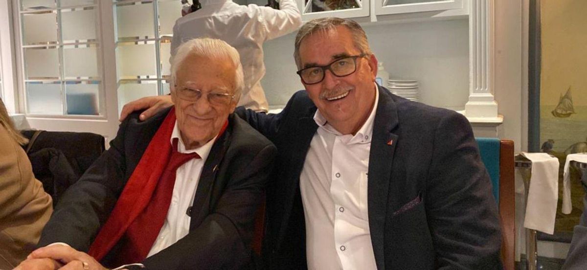 El Padre Ángel y Aníbal Vázquez, en un acto  en Madrid.