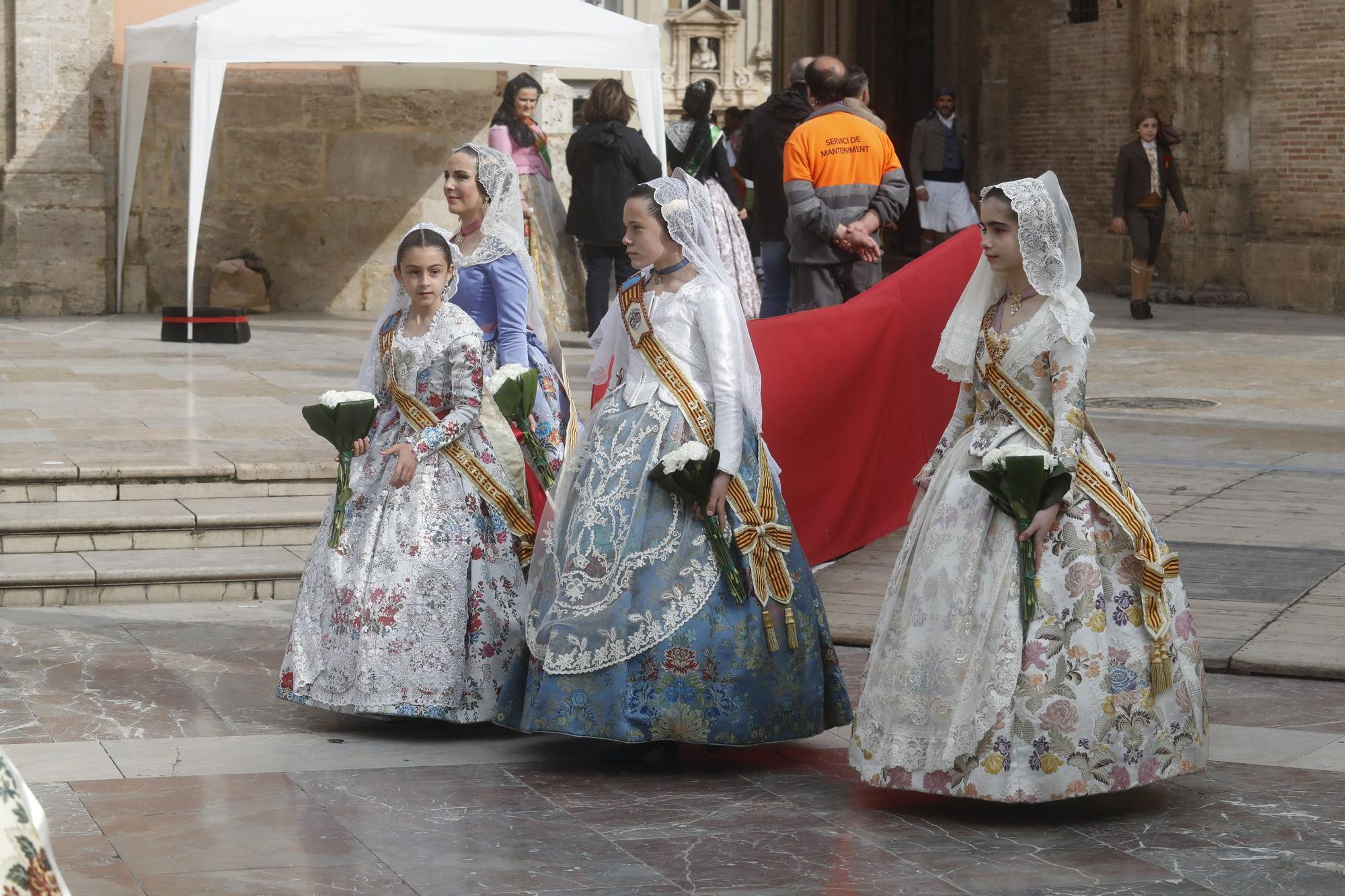 Búscate en el segundo día de ofrenda por la calle de la Paz (entre las 15:30 a las 17:00 horas)