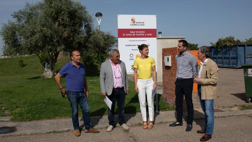 Clara San Damián visita las obras financiadas en Villaralbo