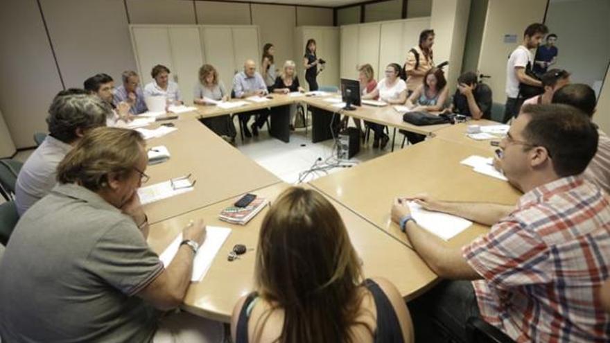 Reunión del equipo de Educación y los sindicatos sobre el TIL el pasado día 2.