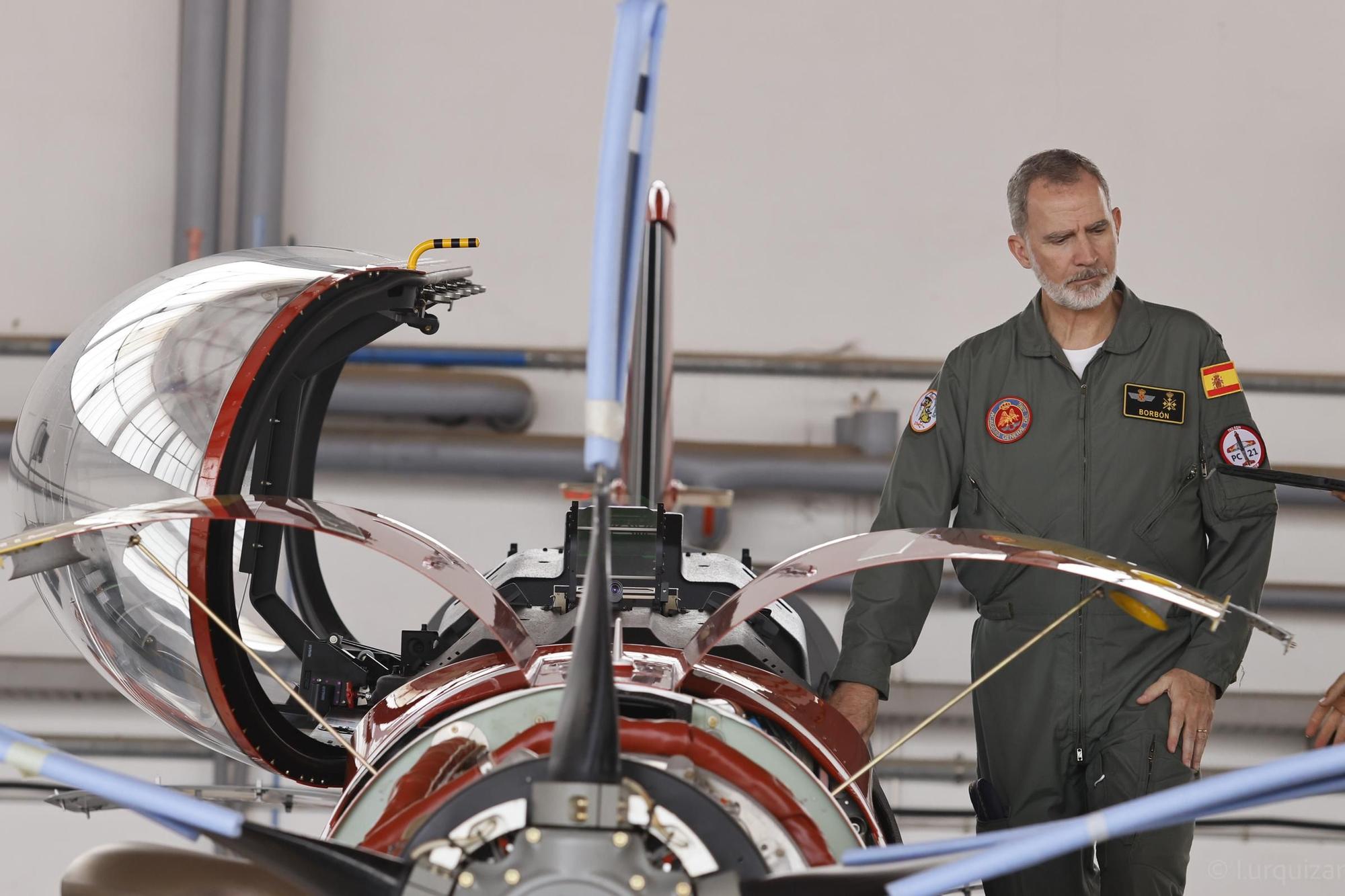 Las imágenes de la visita del rey Felipe VI a la Academia General del Aire en San Javier