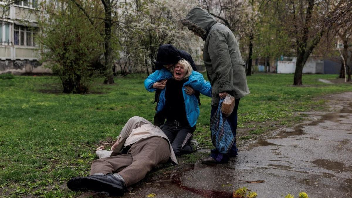 Yana Bachek, destrozada tras ver a su padre muerto