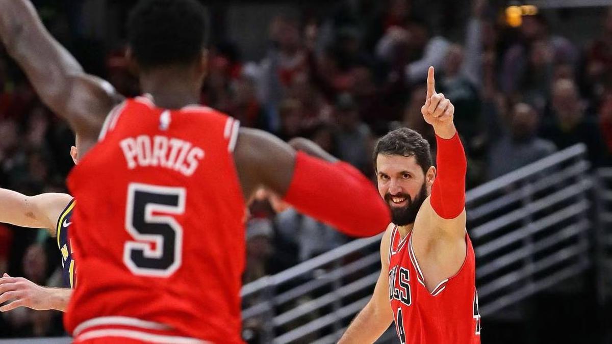 Portis y Mirotic en un encuentro con los Chicago Bulls