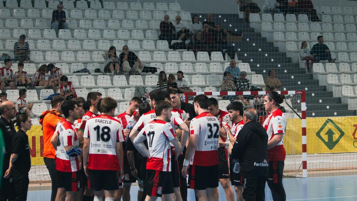El equipo en un momento del partido.