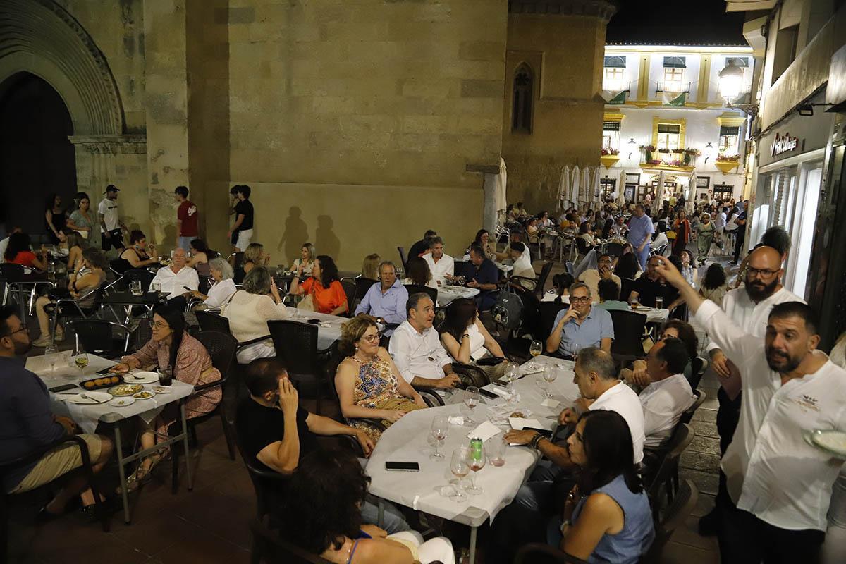 Ambientazo en las calles más flamencas de Córdoba