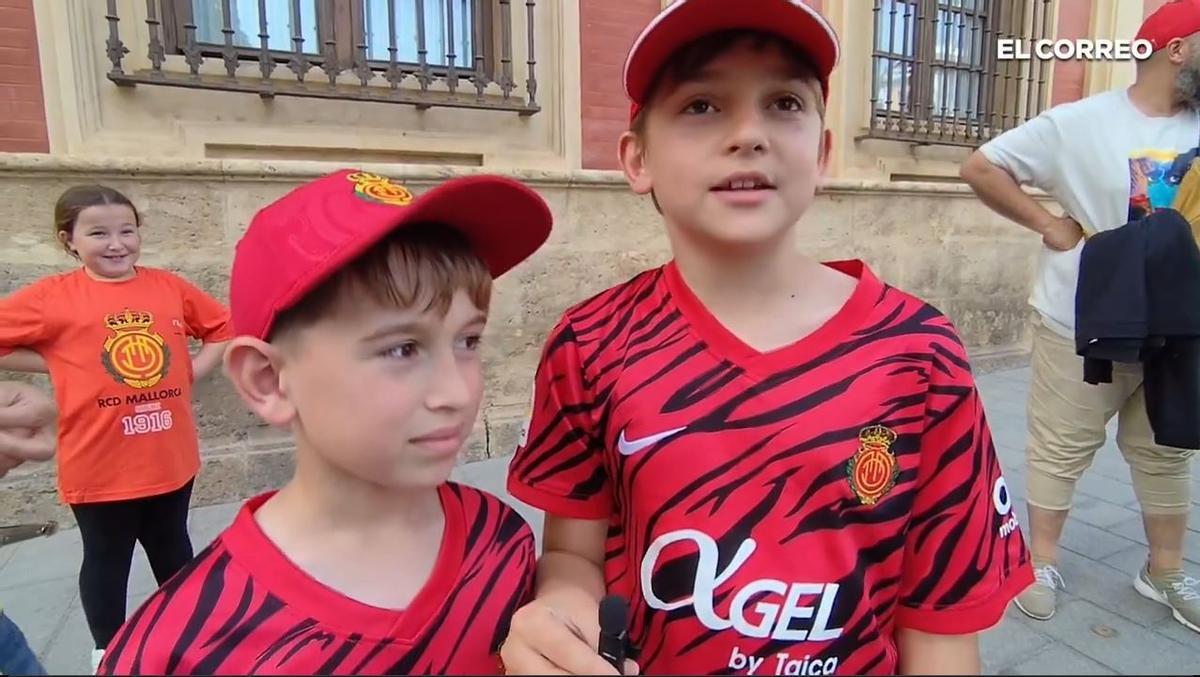El divertido vídeo de dos pequeños fans del Mallorca: Hay demasiada gente de Bilbao