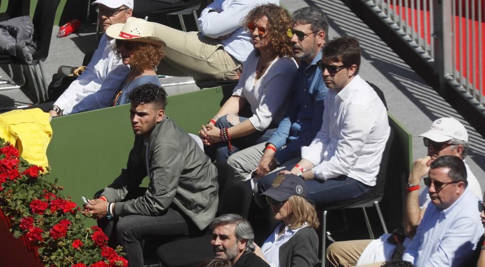 Caras conocidas en la plaza de toros de Valencia