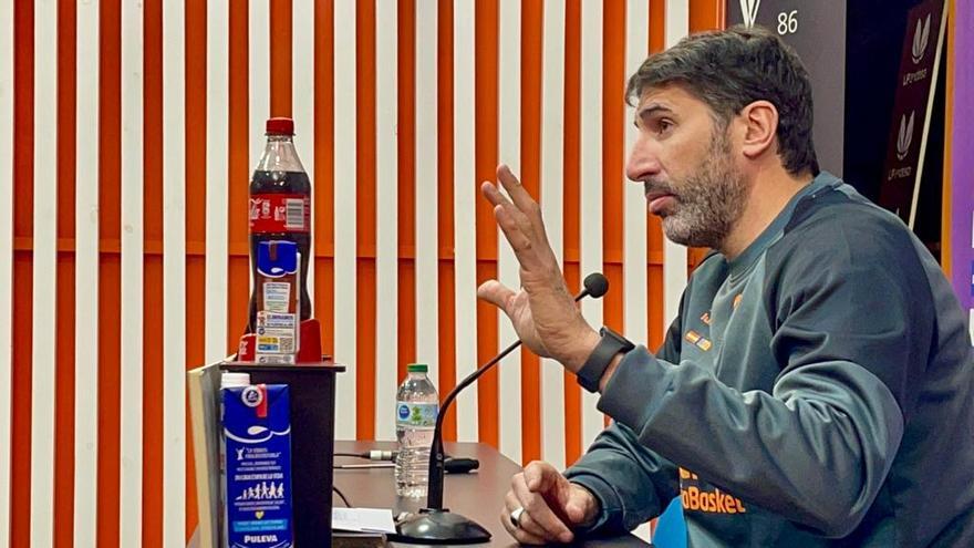 Álex Mumbrú: &quot;Hay rabia en el equipo por las últimas derrotas pero tenemos colmillo para ganar&quot;