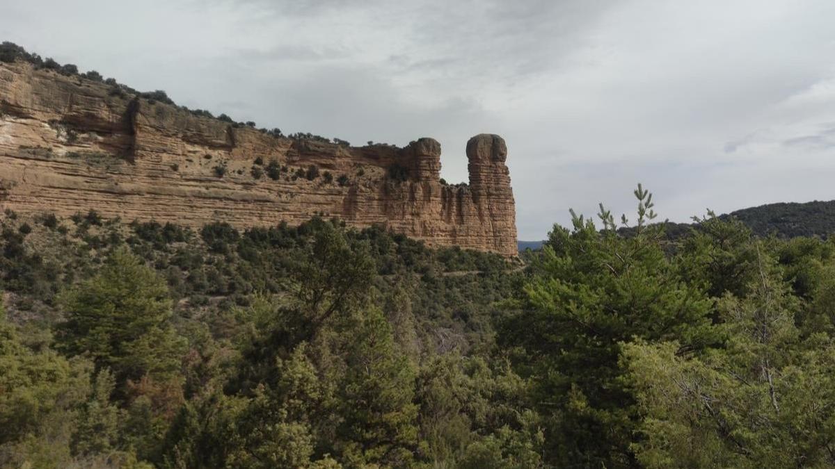 La bonita ruta circular a un lugar emblemático de la Sierra de Guara: debe su nombre a su curiosa forma.