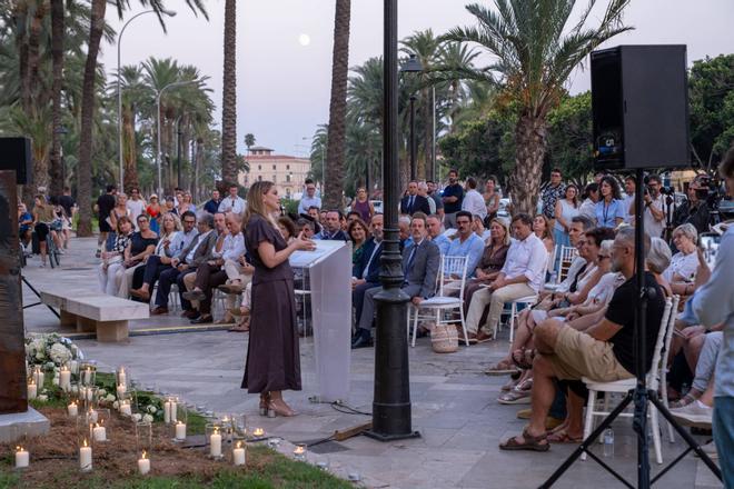 Prohens homenajea a las víctimas de los bombardeos republicanos sobre Palma en un acto sin Memòria de Mallorca