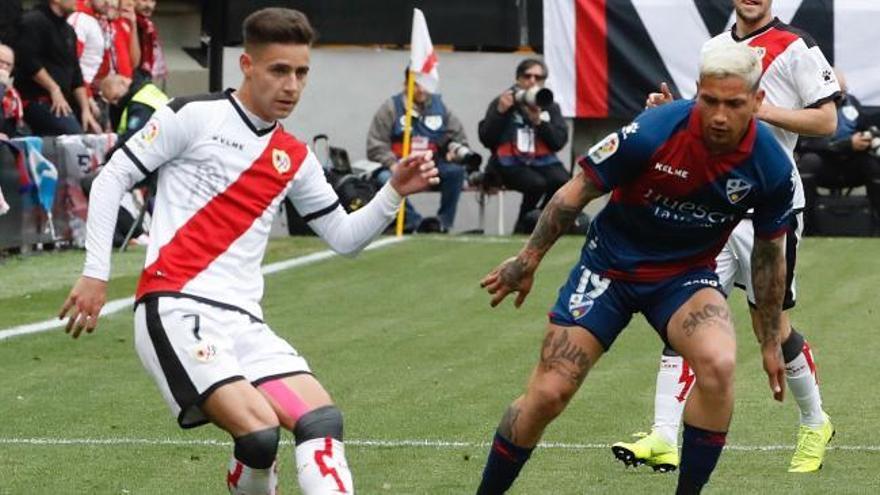 Rayo y Huesca se anulan y se asoman aún más al descenso