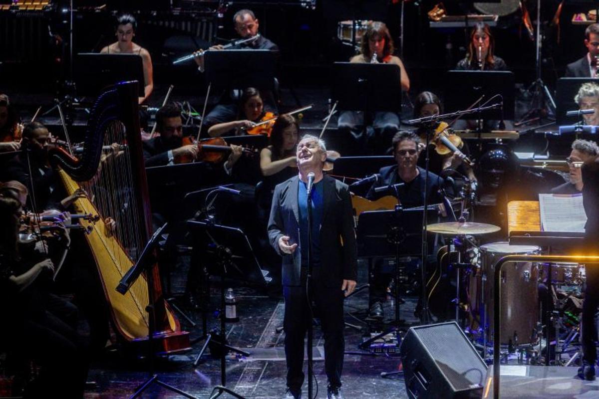 Víctor Manuel en pleno concierto en Madrid: 'Hoy puede ser un gran día', qué temazo