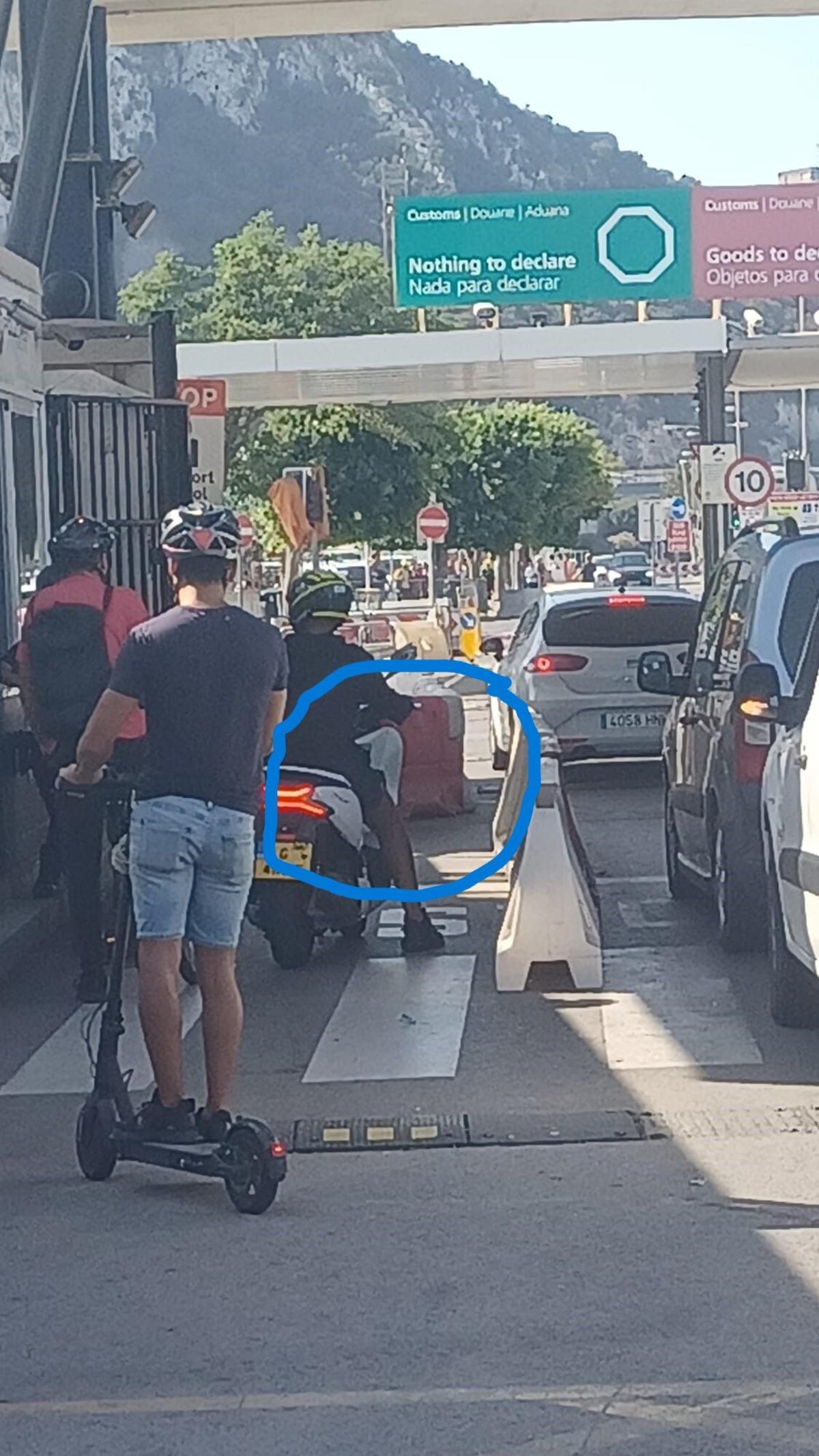 Trabajadores en la Gibraltar.