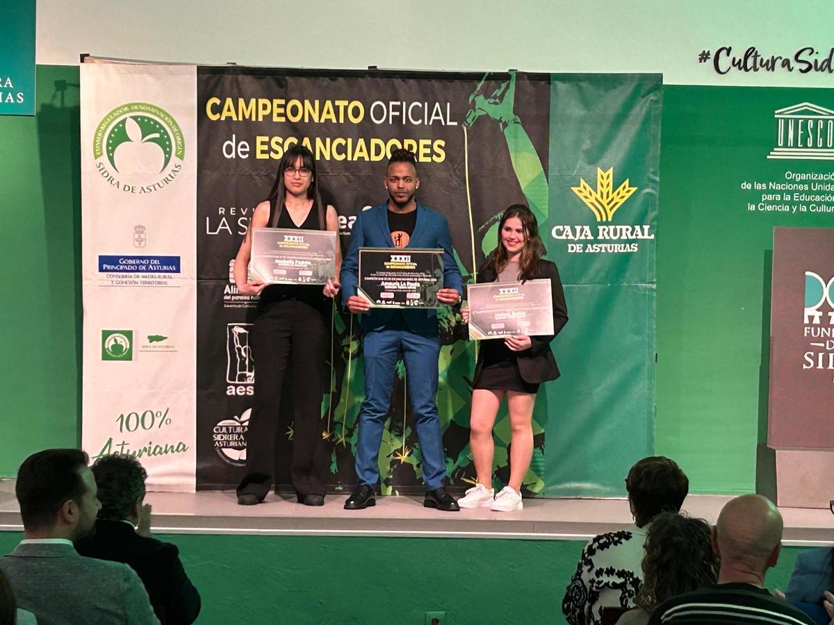 EN IMÁGENES: La 32.ª edición del Campeonato de Escanciadores de Asturias vuelve a coronar a Salvador Ondó