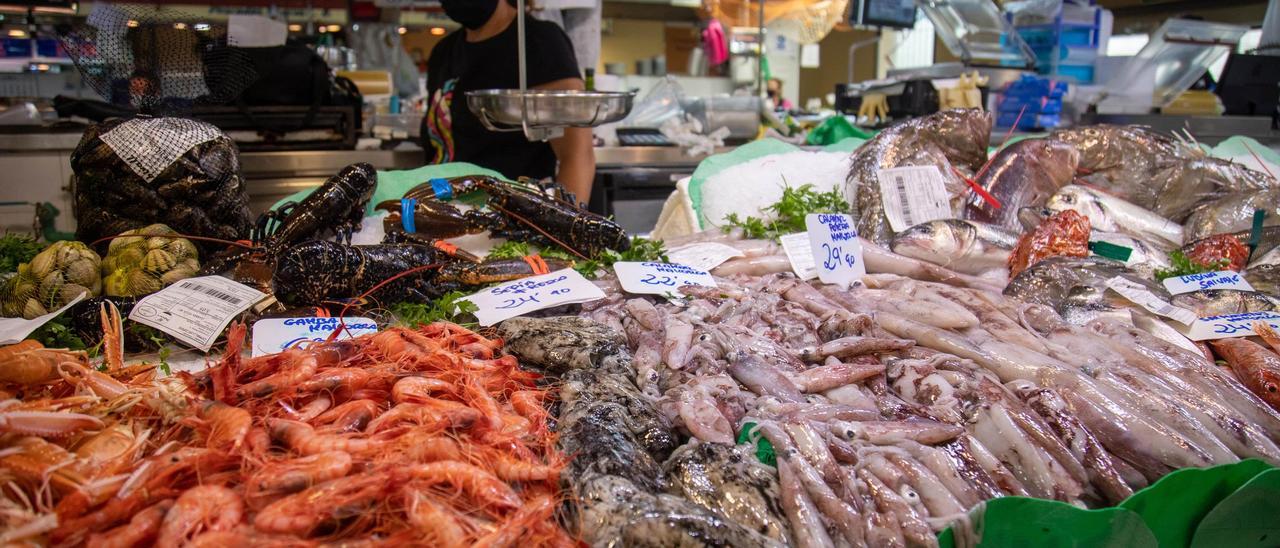 Los mercados pueden quedar huérfanos de gamba roja en navidades.