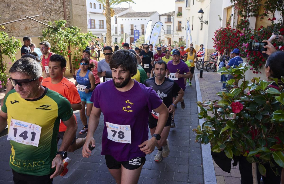 La Carrera Pedestre de Sant Vicent recuperó el pasado año su recorrido original con salida desde la plaça Major y meta en la ermita del Captivador.